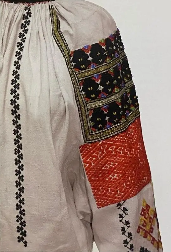 whatsapp-image-2025-03-18-at-18.48.36.jpeg copy